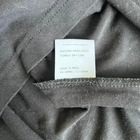 Pact Women's Luxe Jersey Flutter Sleeve Top in Black Short Sleeve size small - Picture 10 of 10